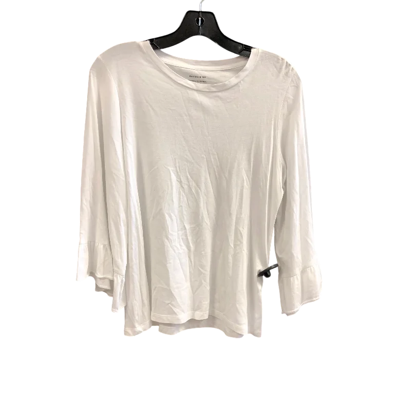 Top 3/4 Sleeve By Banana Republic In White, Size: Xs